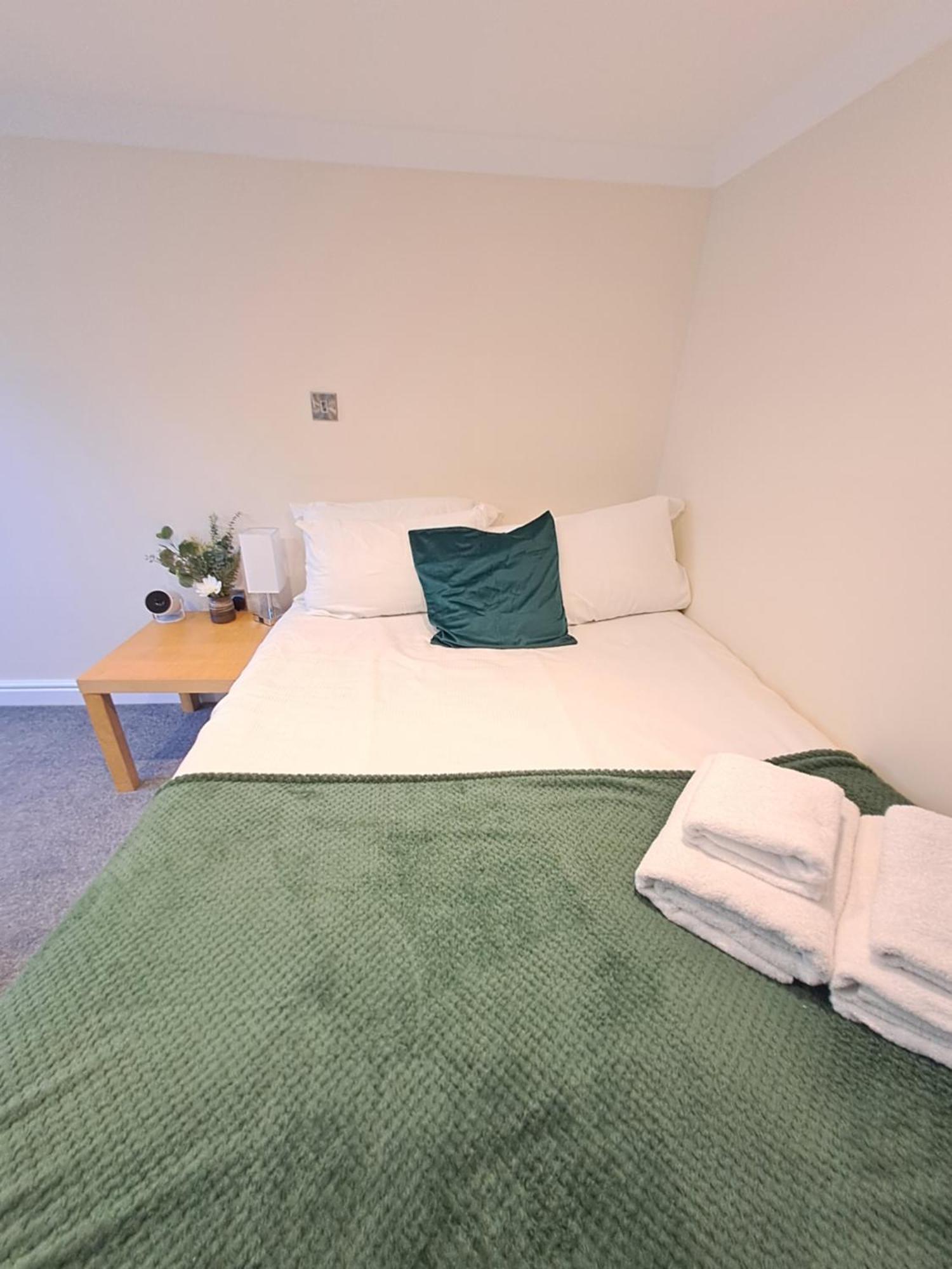 Modern Cosy Corner Flat 3 Bed And Loft Sleep 7 People Apartamento Londres Exterior foto